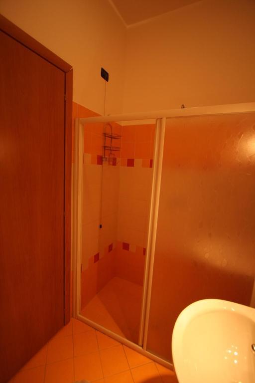 Bed And Breakfast Centrostorico Sarnico Luaran gambar