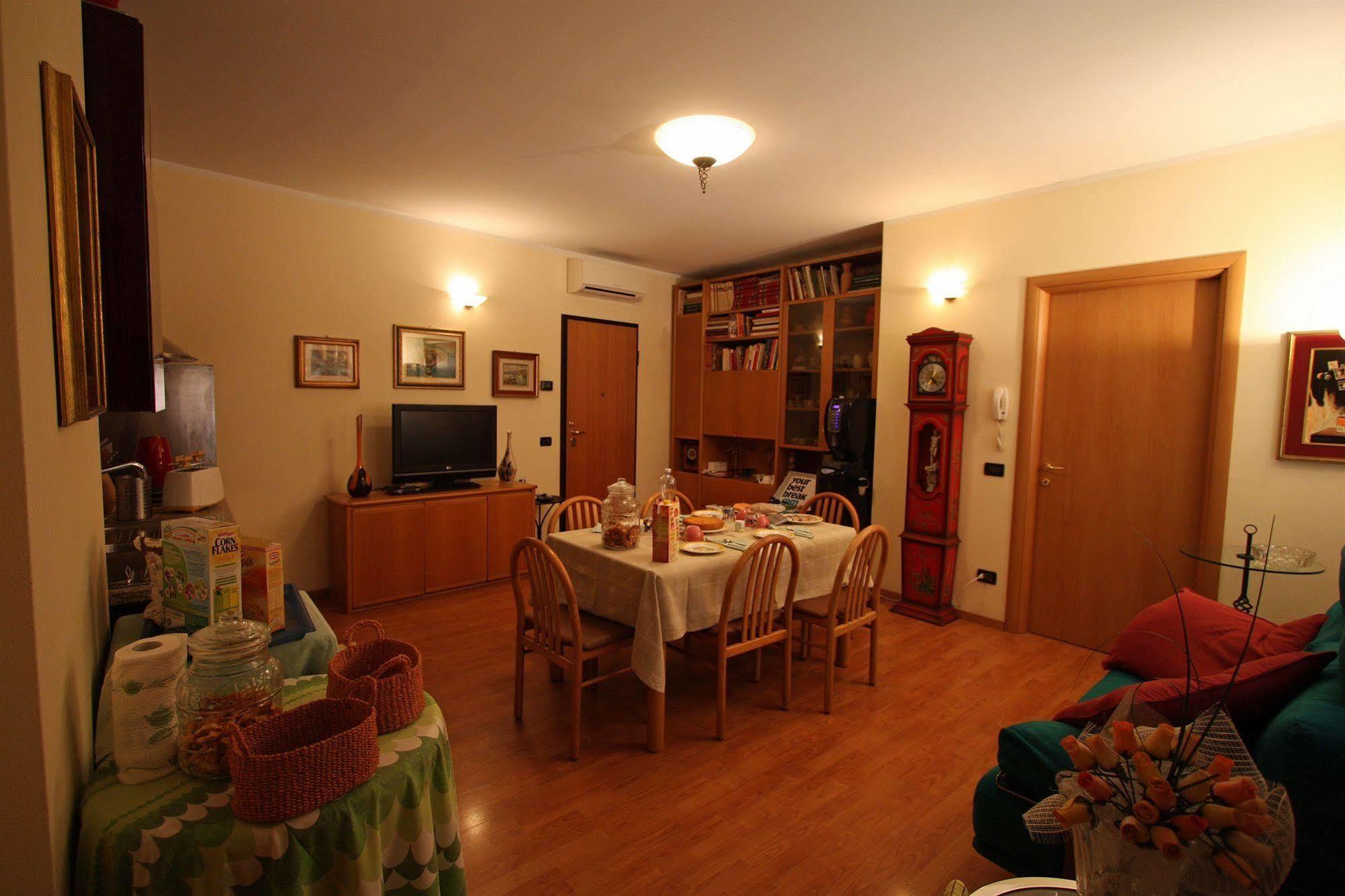 Bed And Breakfast Centrostorico Sarnico Luaran gambar